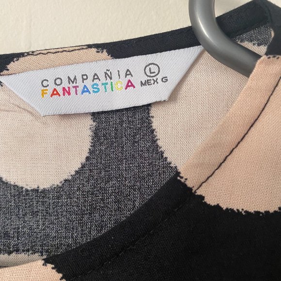 Compania Hubble NWT  Navy Blouse with Pink Polka-Dots - Picture 7 of 9